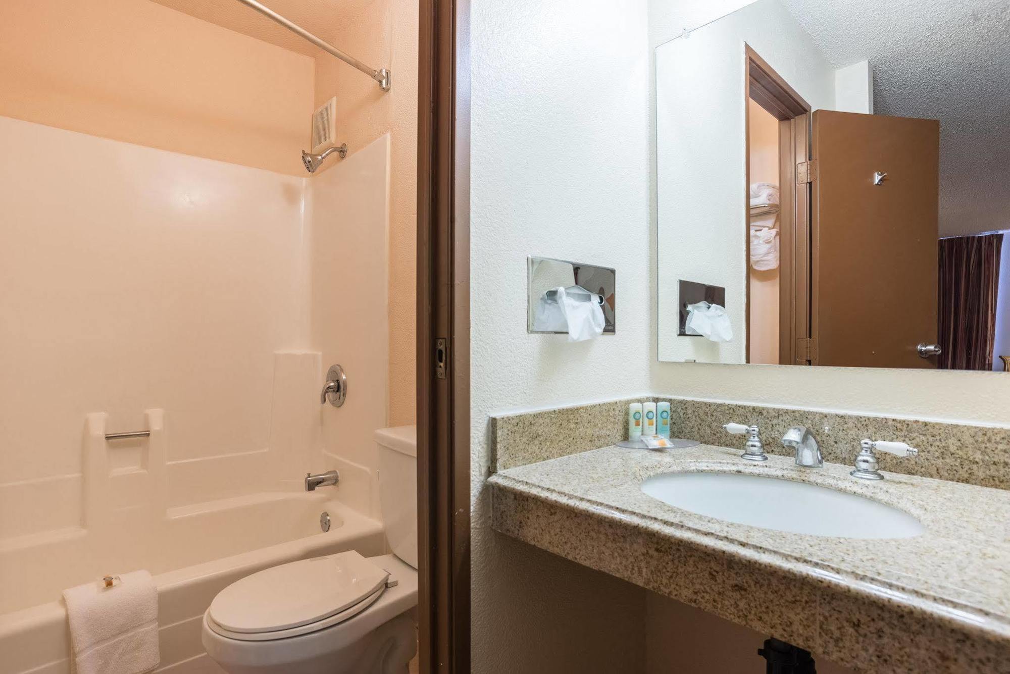 Hotel Bluestone Inn Eloy -كازا غراندي المظهر الخارجي الصورة